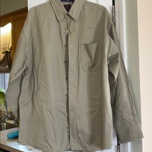 Men’s long sleeve button down shirt